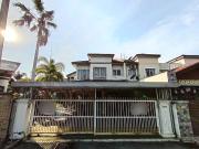 FACING PLAYGROUND 2 Sty Terrace Blok 3 Bandar Tasik...