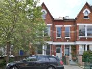 Fairbridge Road, London N19, 3 bed flat to rent, £3,300...