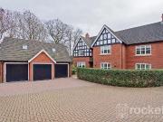 Fairhaven, Wychwood Park, Weston, Crewe, Cheshire CW2, 6...