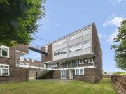 Fairlea Place, London W5, 1 bed flat to rent, £1,500 pcm...