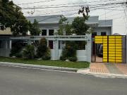 Fairview's Finest: SD 1 Unit 5 Bedrooms, Large Lot,...