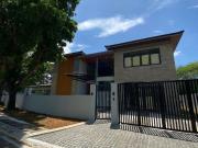 FAIRWAY VIEW HOUSE WITH LARGE LOT | Brand New Modern...