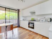 Falcon Point, Bankside SE1, 1 bed flat to rent, £3,467...
