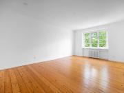 ? Familien Glück gesucht? helle 4,5 Zimmer Altbau...