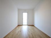 Familienfreundliche 4 Zimmer Wohnung mit Dachterrasse