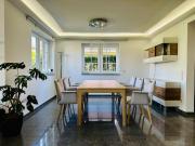 Familienfreundliche DHH mit Hobbykeller in Top Lage nahe... Familienfreundliche DHH mit Hobbykeller in Top Lage nahe...