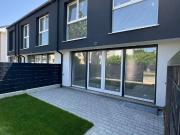 Familienfreundliche Reihenhäuser in Wien Donaustadt –... Familienfreundliche Reihenhäuser in Wien Donaustadt –...