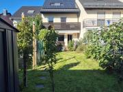 Familienfreundliches, modernisiertes A+ Reihenhaus mit...