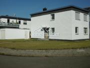 Familienfreundliches umfangfreich modernisiertes REH in...