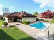 Familienfreundliches Zuhause mit großem Garten, Pool und...