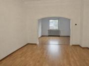 Familienfreundliches Zweifamilienhaus mit großem Garten...