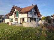 Familienglück im Grünen