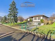 Familienhaus mit 6,5 Zimmern, großzügigen Bühnen und...