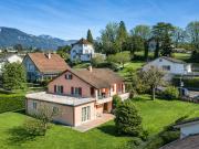 Familienhaus mit Mietpotenzial in einem Wohngebiet von Vevey