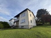 Familienhaus mit parkähnlichem Garten