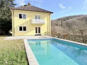 Familienhaus mit Pool & großem Garten am Waldrand – Nähe...