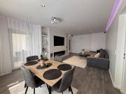 Familienhit: 4 Zimmer Wohnung saniert modern sehr gepflegt