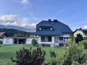 Vielseitiges Wohnhaus mit 3 Einheiten und großem Garten