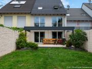 Familientraum: Modernes Zuhause mit Dachstudio &... Familientraum: Modernes Zuhause mit Dachstudio &...