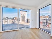 Familienwohnung in privatem Haus! Garagenplatz direkt im...