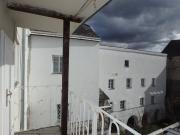 FAMILIENWOHNUNG MIT HOFSEITIGEM BALKON MITTEN IM ZENTRUM