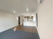 Family 4 Bedroom in Great Location!