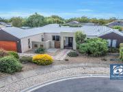 Family Comfort in Quiet Court Location