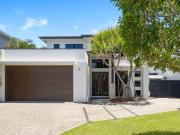 Family Entertainer with Golf Course Backdrop