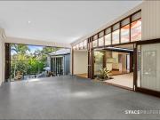 Family Entertainer with Private Resort Feel