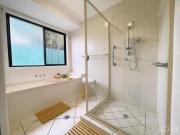 Family Friendly 4 Bed Home on Spacious Block in Ormeau