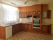 Family friendly home with converted retreat space