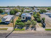 Family Haven: 5BR Double Storey in Bundaberg North
