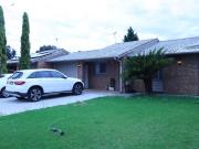 Family Home in a Peaceful Court Location!