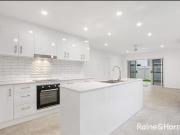 FAMILY HOME IN CENTRAL LOCATION BREAK LEASE RENT WILL...