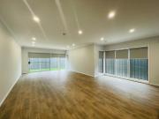 Family Home in Grand Central Tarneit!