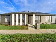 Family home in Lucas!