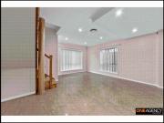 Family Home in Lurnea