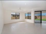 Family Home in Mount Low