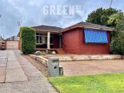 Family Home in Peaceful Shortland Location