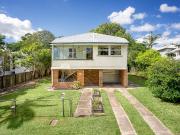 FAMILY HOME IN PRIME LOCATION, $700.00 p/w Havig &...