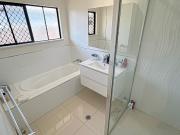 FAMILY HOME IN SMITHFIELD VILLAGE FURNISHED