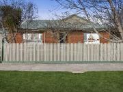 Family Home Offering So Much In Court Location