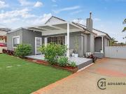 Family Home with Expansive Outdoor Entertaining Family Home with Expansive Outdoor Entertaining