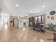 Family homes near Riverdale Village Shopping Centre!