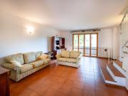 Fano zona Centinarola vendesi casa a schiera