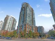 Fantastic 2 Bed/2 Bath Corner Suite Apartment in...