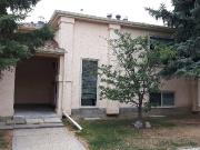 Fantastic 2 bedroom Townhouse in Millwoods with 2...
