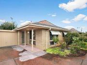 Fantastic 2 Bedroom Unit in Excellent Location