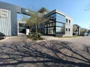 fantastic a grade offices to let in.