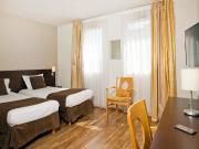 Fantastic and charming premium studio conveniently...